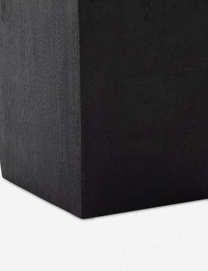 Itzel Stool