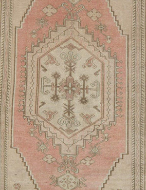 Sherah One-Of-A-Kind Vintage Rug, 4'7