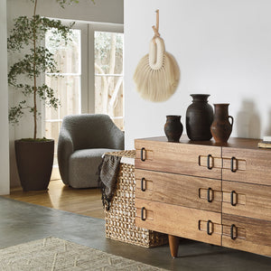 Derina Hamper