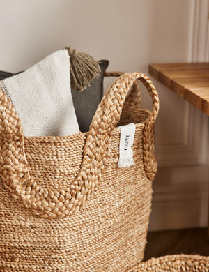 Ecole Basket, Tall by J'Jute