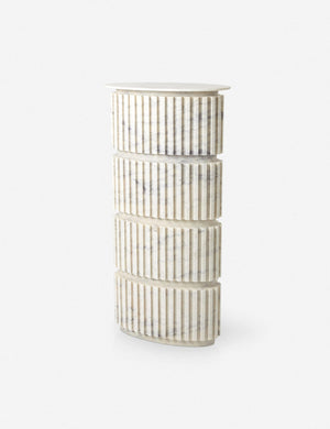 Vira Pedestal Table