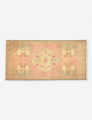 Uma Vintage Mini Rug, 1'7