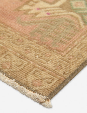 Uma Vintage Mini Rug, 1'7