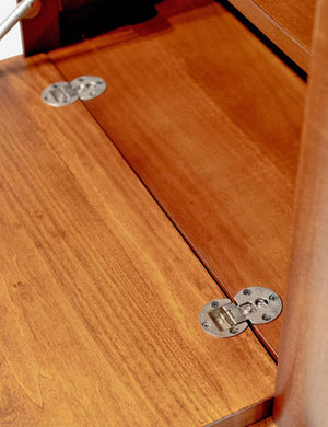 Zennie Cabinet
