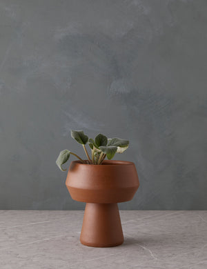 Eztli Vase