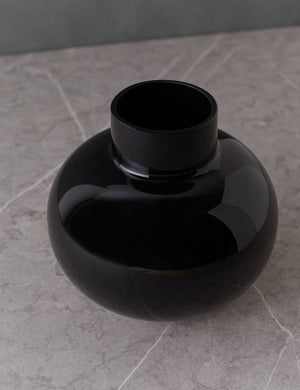 Sagen Vase