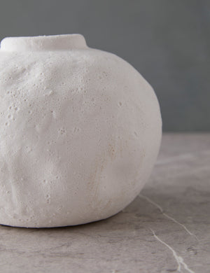 Galvan Vase