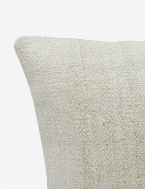 Ender Vintage Pillow