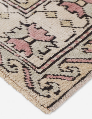 Euphemie Vintage Rug, 4'8