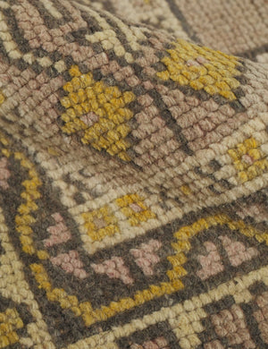 Jacie Vintage Rug, 4' x 7'11