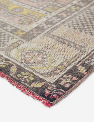 Erdal Vintage Rug, 4'9