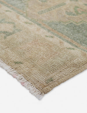 Senol Mini Vintage Rug, 1'4