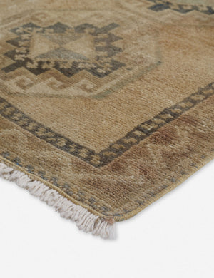 Reva Mini Vintage Rug, 1'8