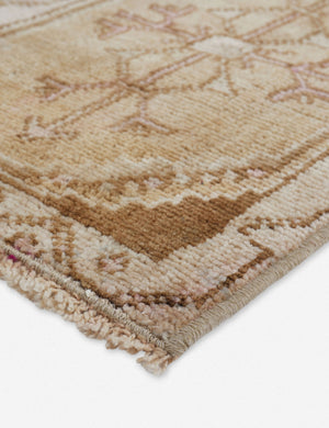 Aergul Mini Vintage Rug, 1'4