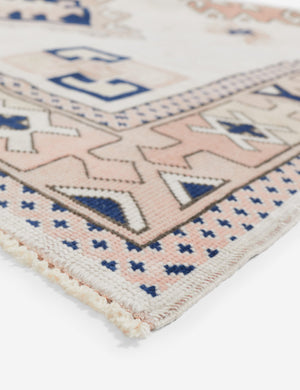 Gaia Vintage Rug, 6'9
