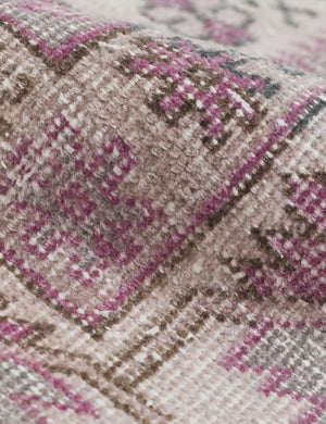 Omer Vintage Rug, 5'5