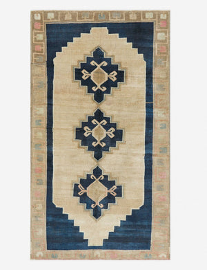 Kamer Vintage Rug, 5'4