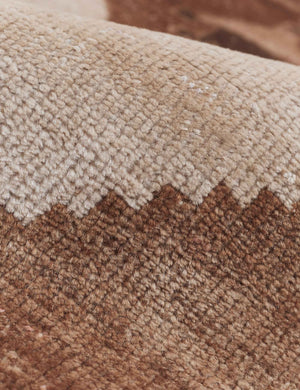 Senol Mini Vintage Rug, 1'5
