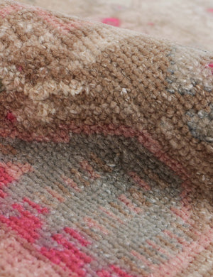 Aergul Mini Vintage Rug, 1'1