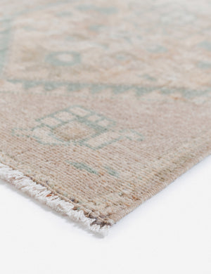 Iffet Mini Vintage Rug, 1'7