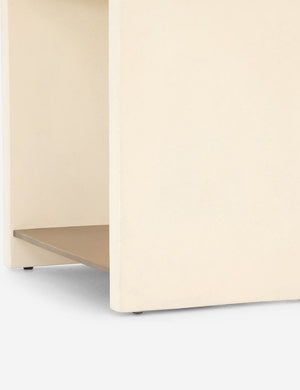 Aprilette Side Table
