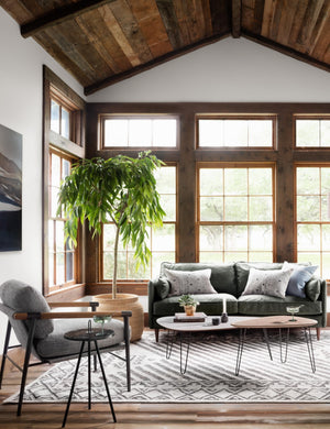 Liese Sofa