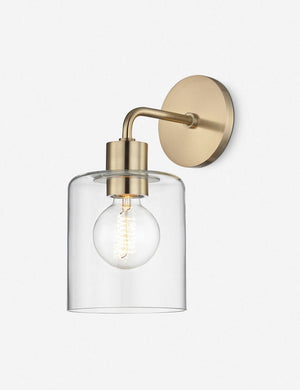 Evelie Sconce, Brass