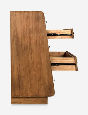 Philomena Dresser