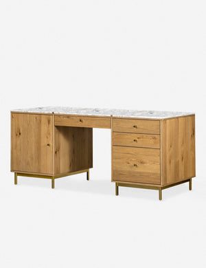 Isa Desk
