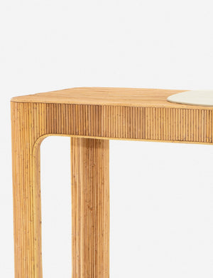 Antonia Desk
