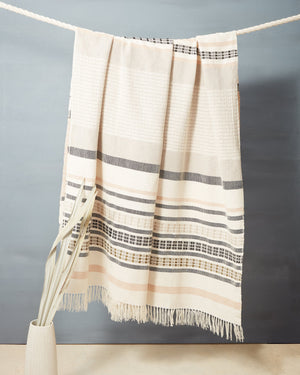 MINNA ILSE THROW
